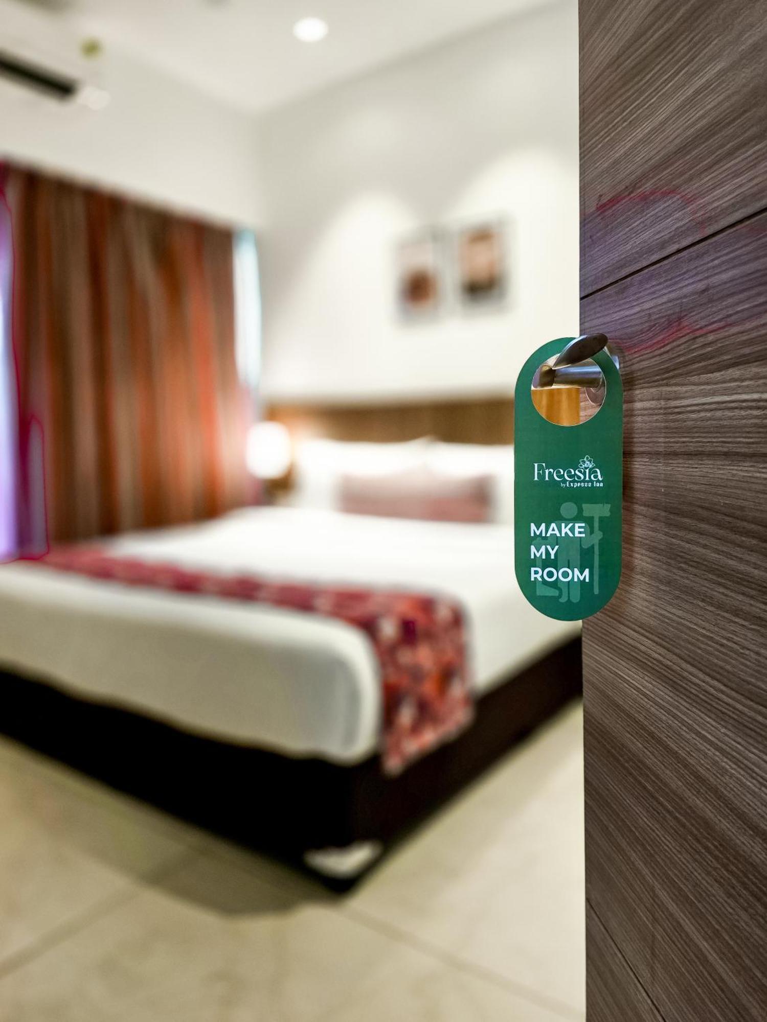 Freesia Residency By Express Inn - Navi Mumbai Exterior foto