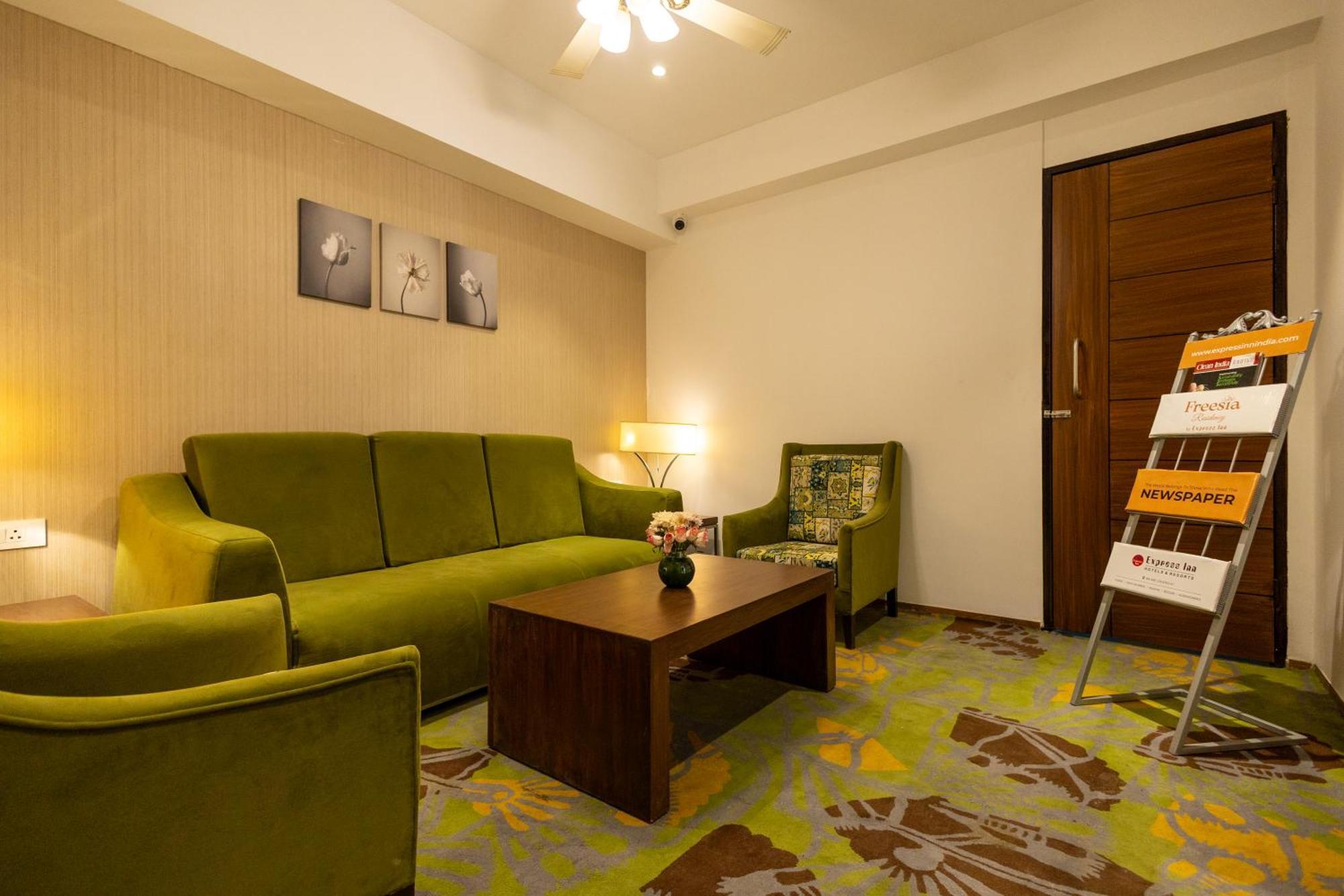 Freesia Residency By Express Inn - Navi Mumbai Exterior foto